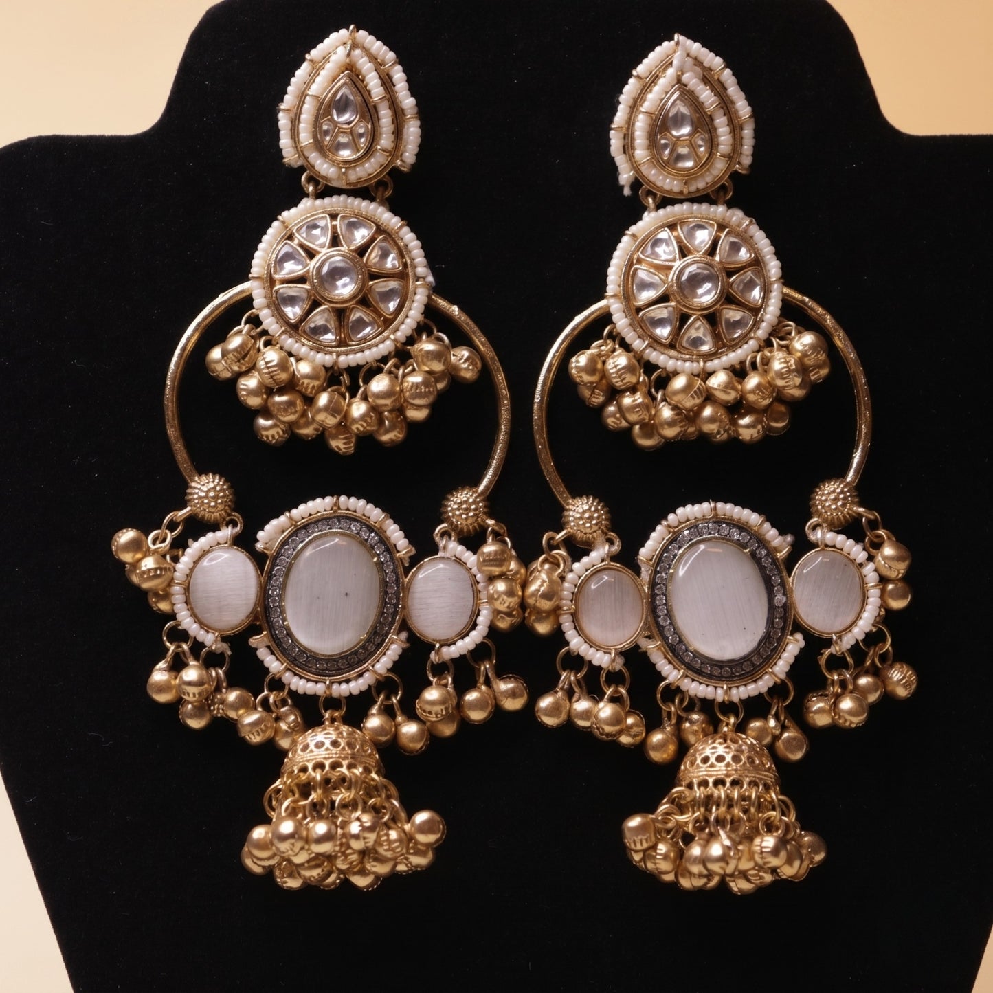 Mehfil-e-Rang Earrings
