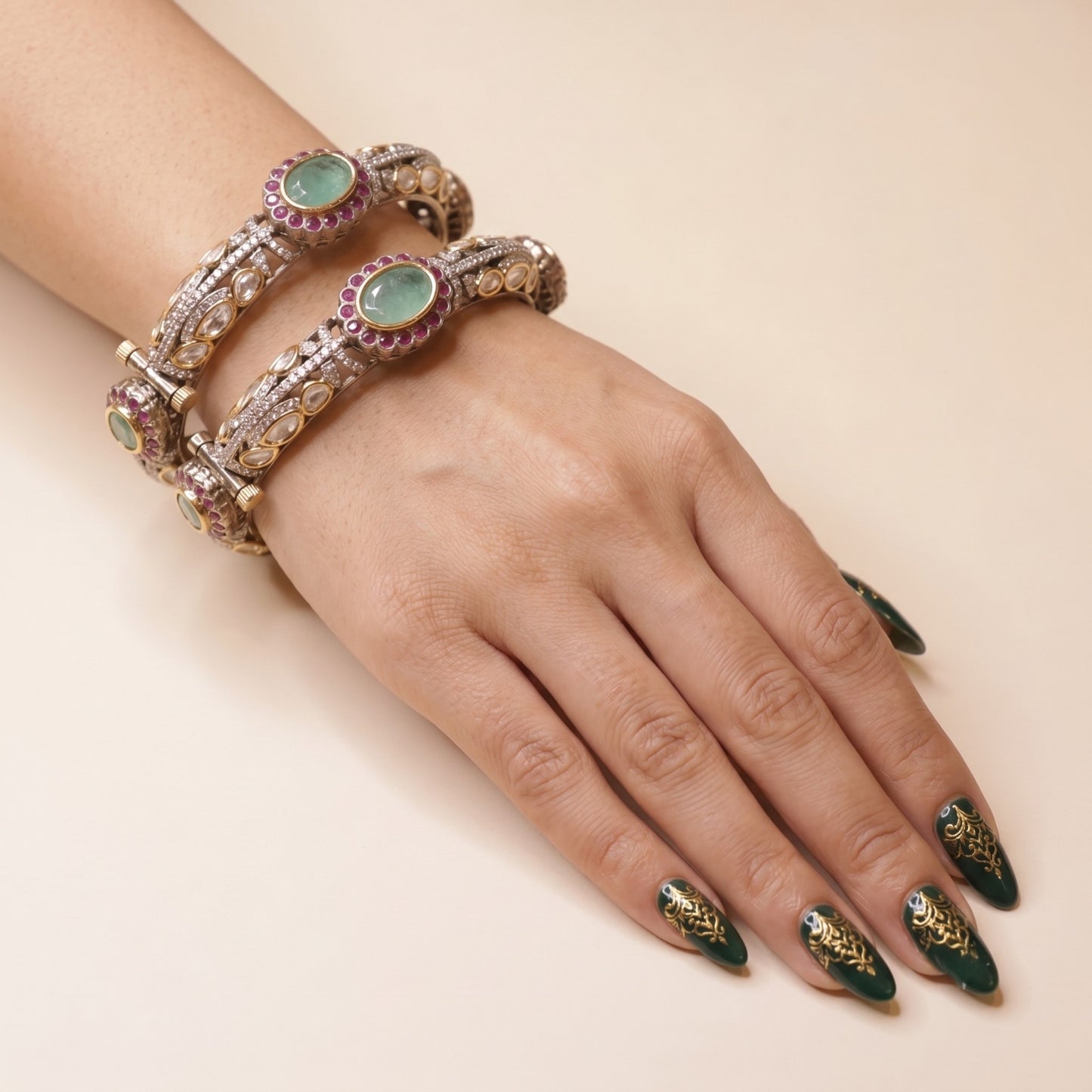 Emerald Rani Kundan Bangles