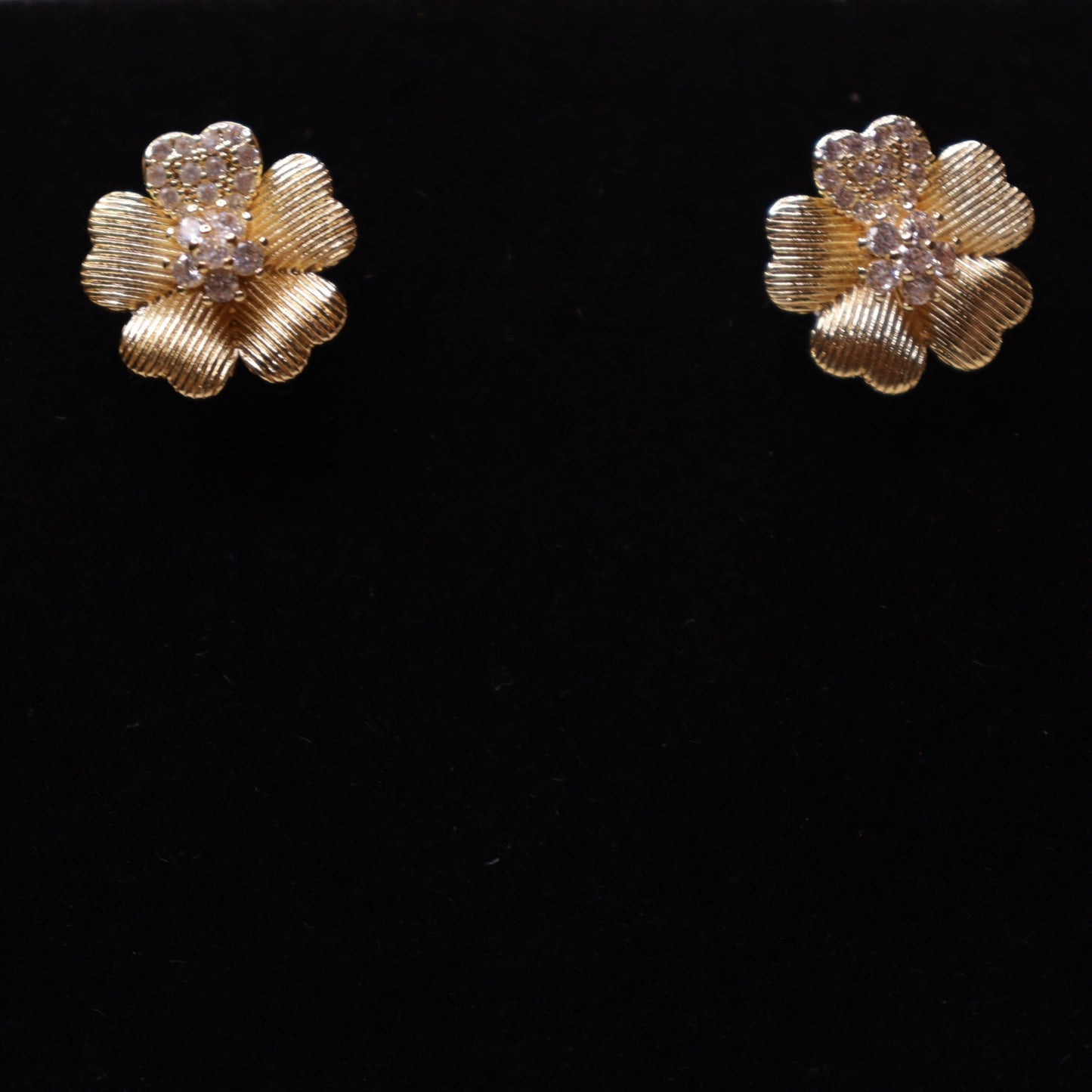 Bloomelle Gold Set