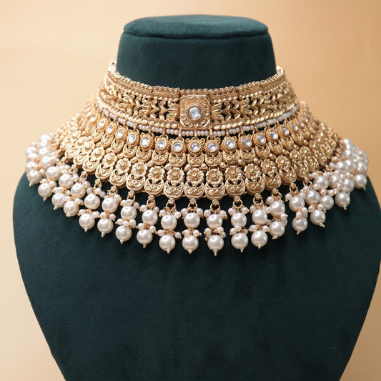 Nayab Pearl Choker Set