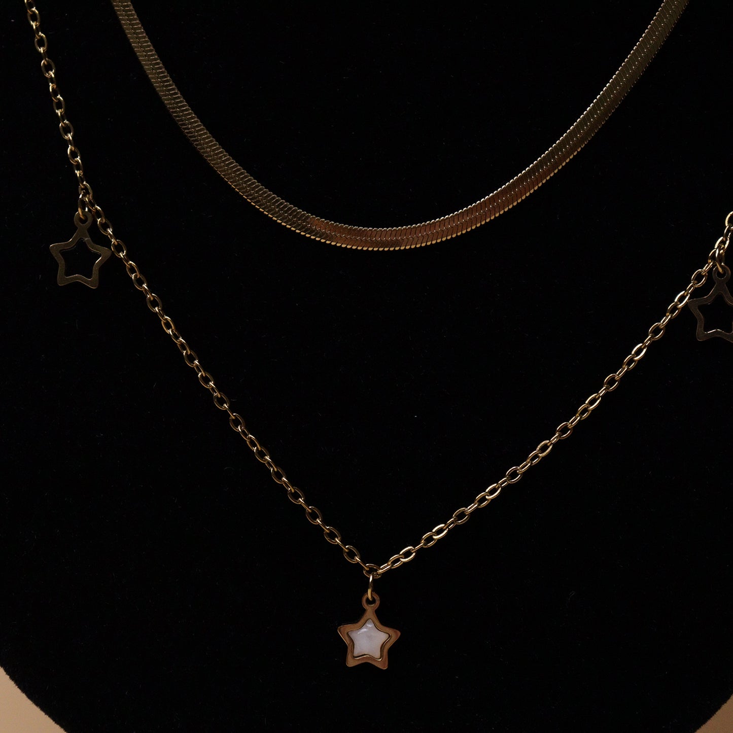 Layered Star Neck Chain