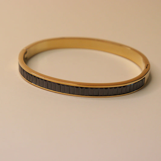 Elegant Gold Crystal Bracelet