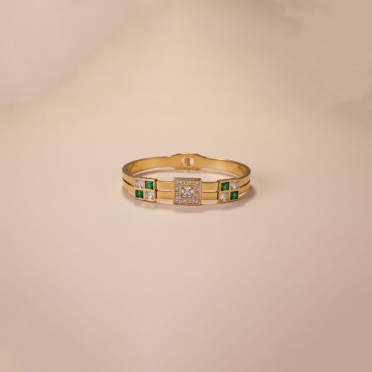 Crowned Emerald Bracelet