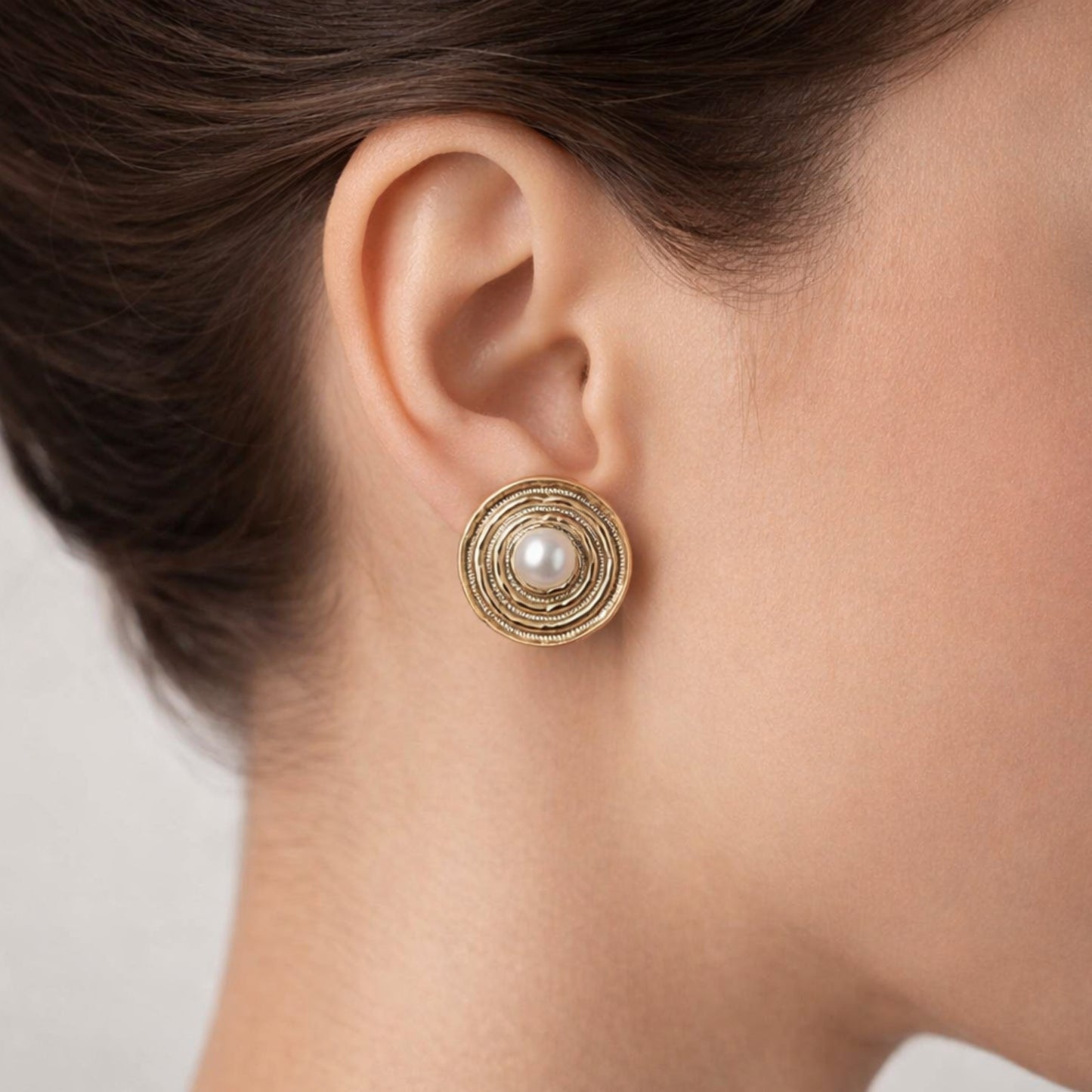 Golden Ripple Pearl Earrings