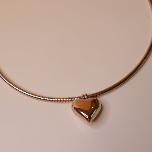 Golden Whisper Heart Chain