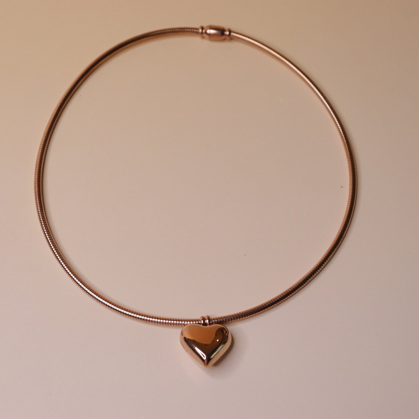 Golden Whisper Heart Chain