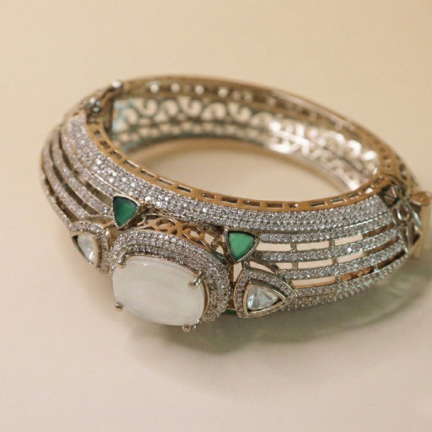 Timeless Crown Bangle