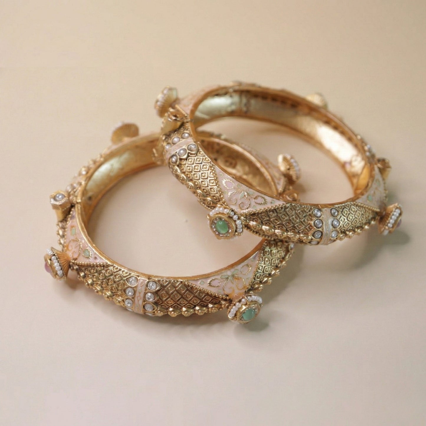 Shahi Kundan Pearl Bangles