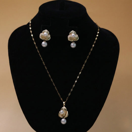 Golden Camellia Pearl Set