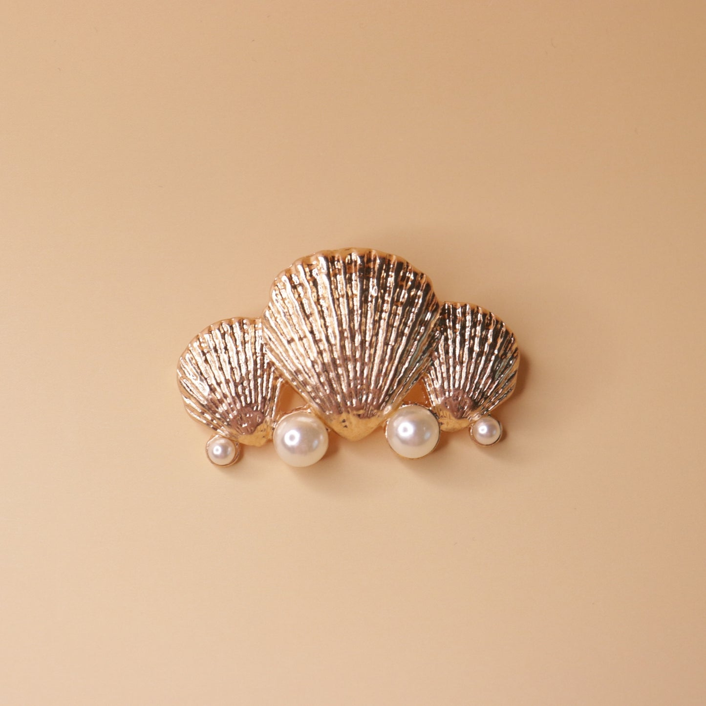 Vintage-Style Shell Brooch