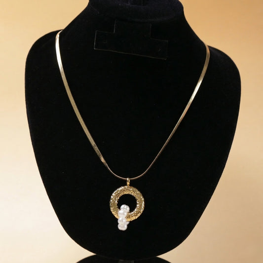 Pearl Cluster Neck Chain