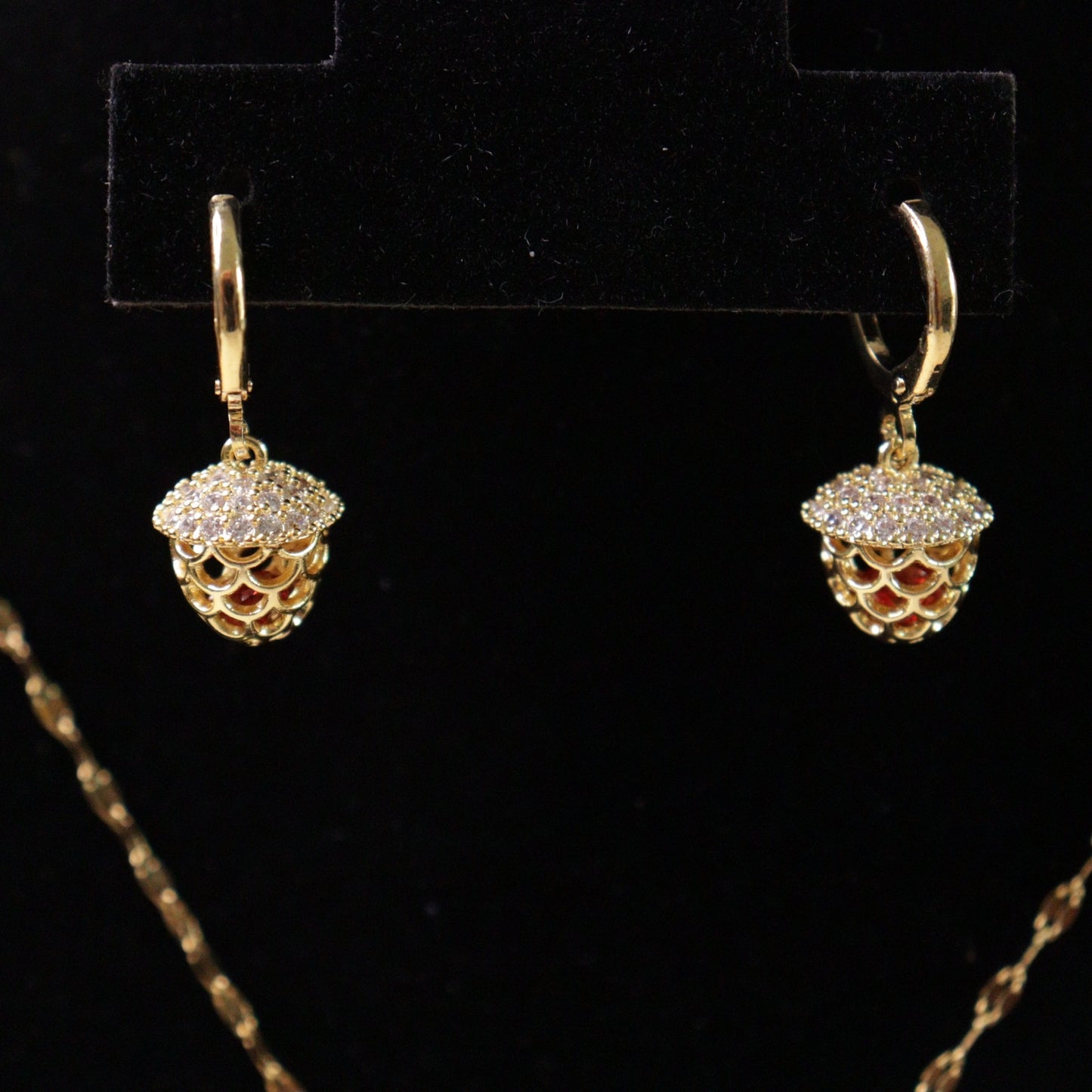Golden Acorn Radiance Set