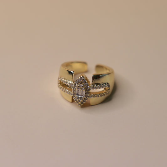 Golden Filigree Glam Ring