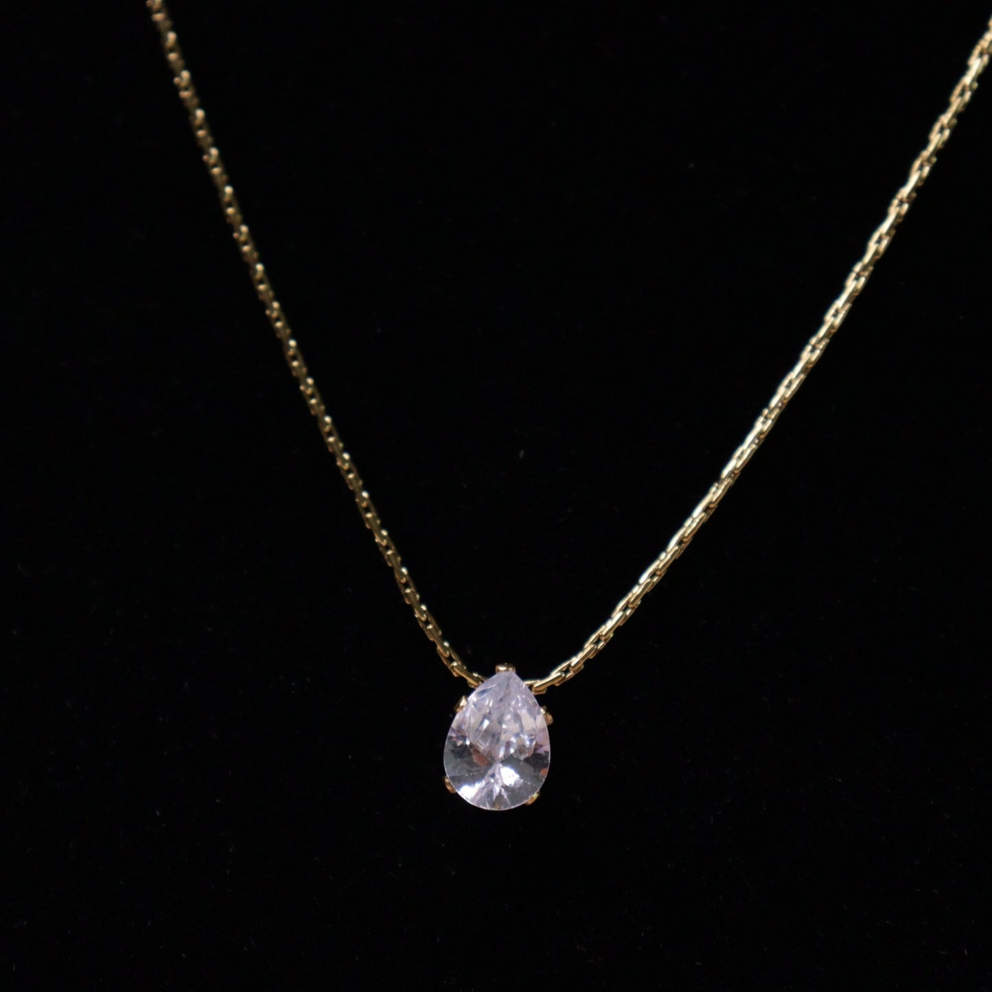 Luminous Pear Neck Chain
