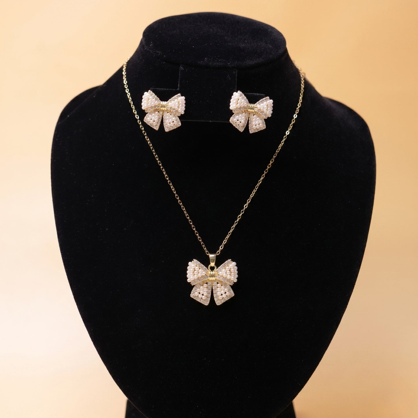 Pearl Ribbon Royale Set