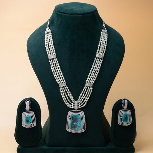 Grand Allure Pearl Set