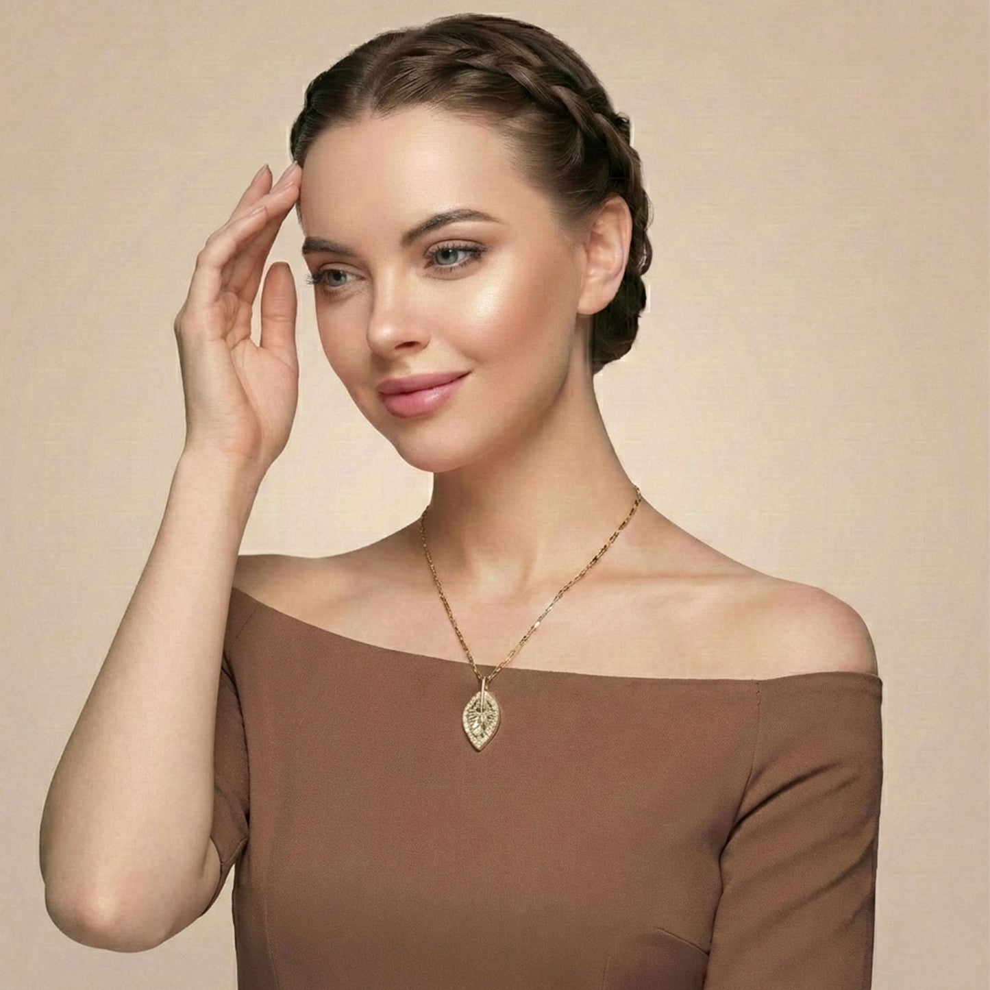 Bloomleaf Crystal Neck Chain