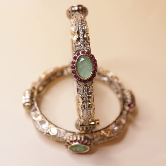 Emerald Rani Kundan Bangles