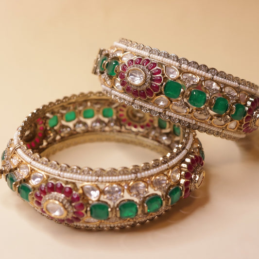Maharani Emerald Pearl Bangles