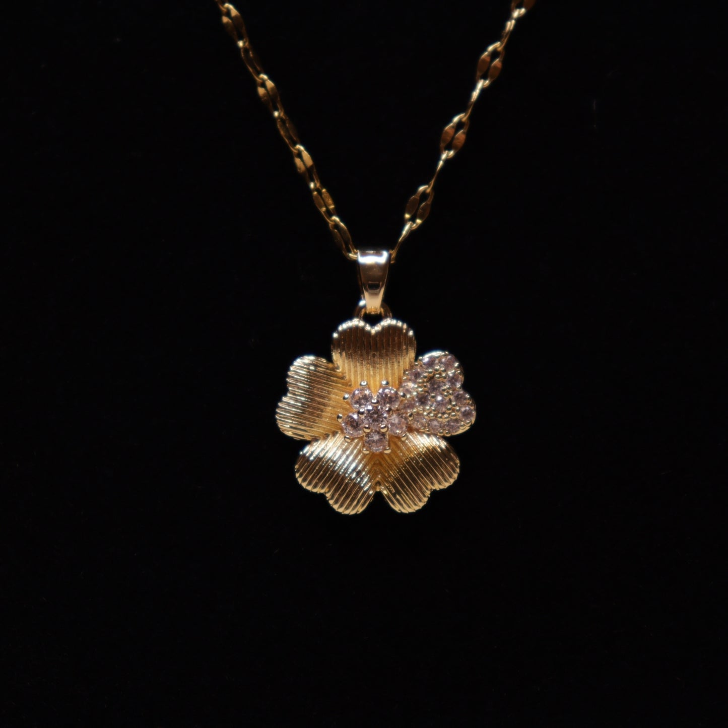 Bloomelle Gold Set