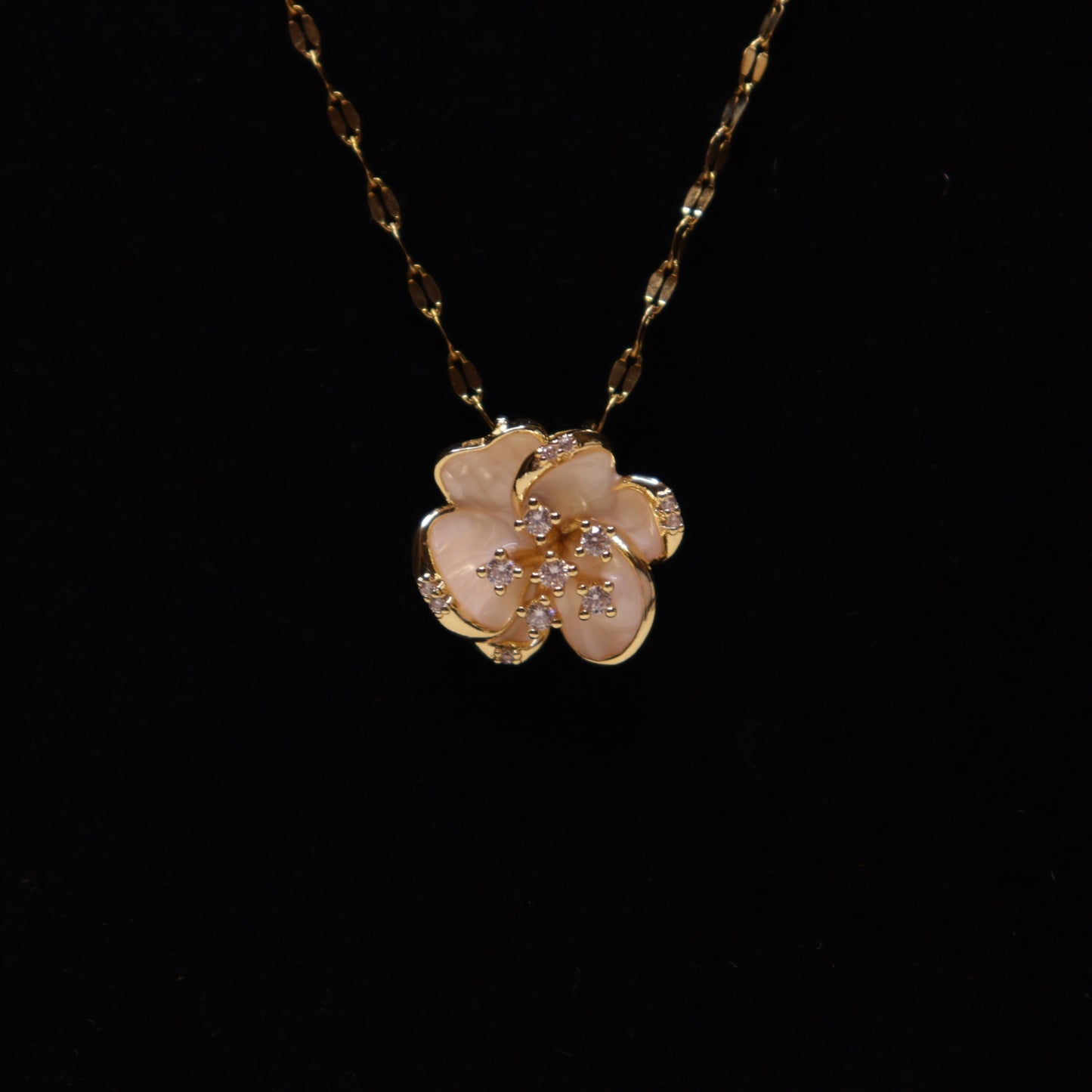 Pearl Magnolia Set