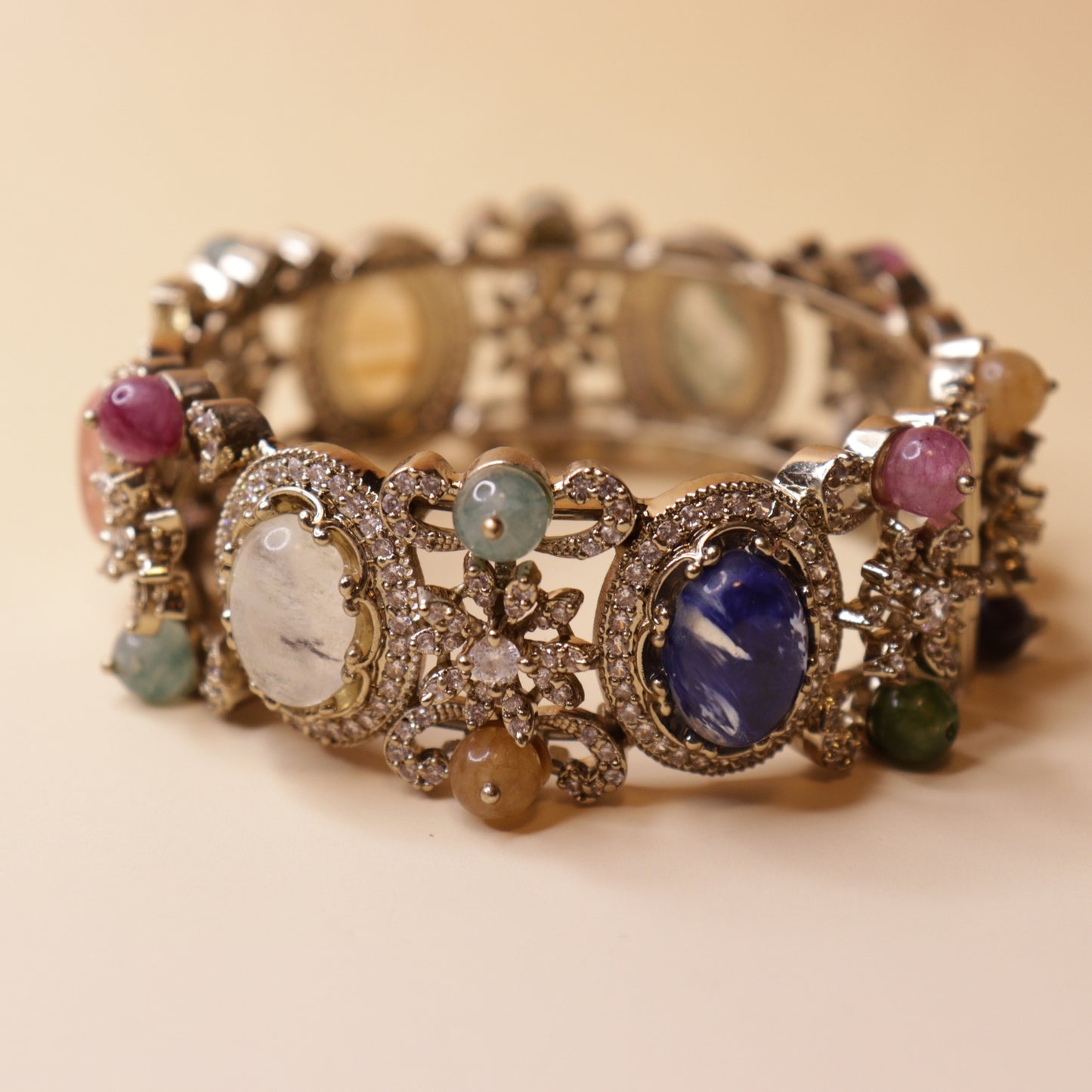 Noor-e-Bahaar Bracelet