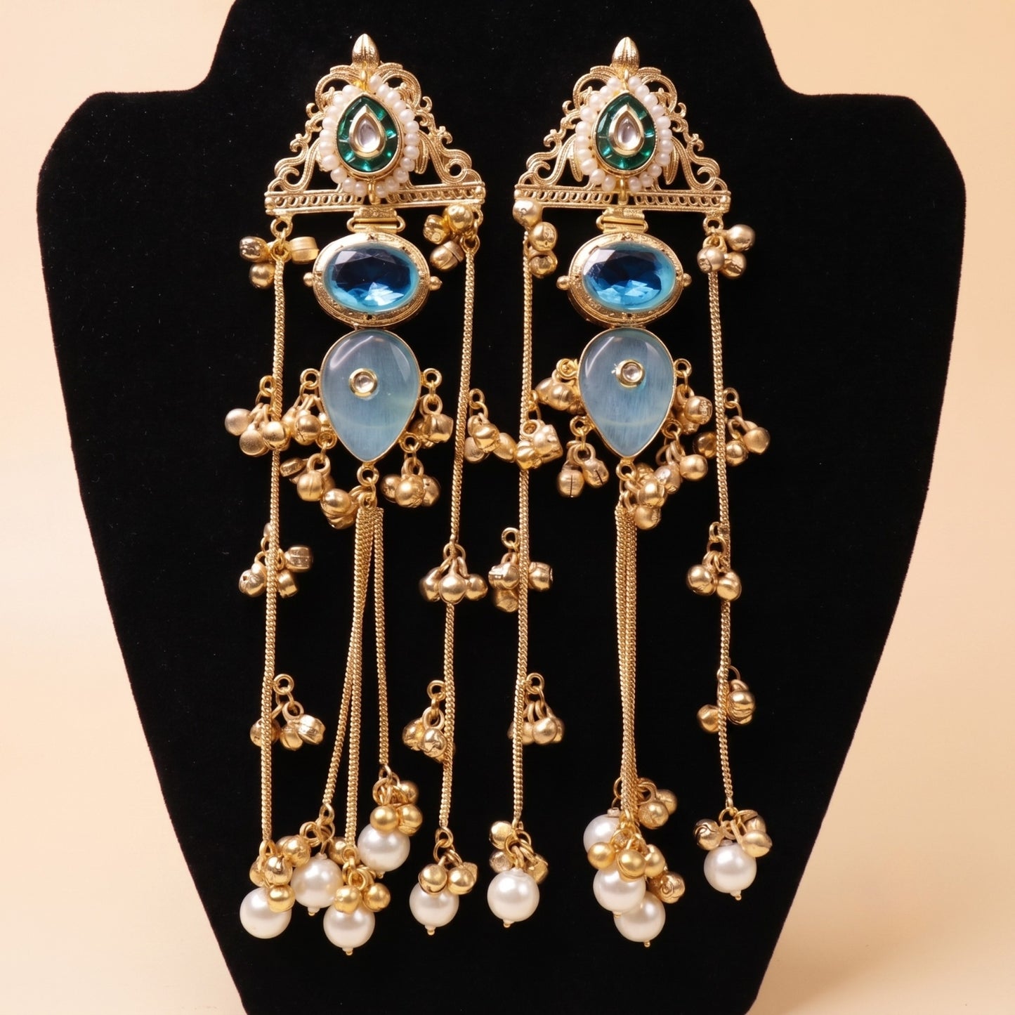 Mah-e-Noor Earrings