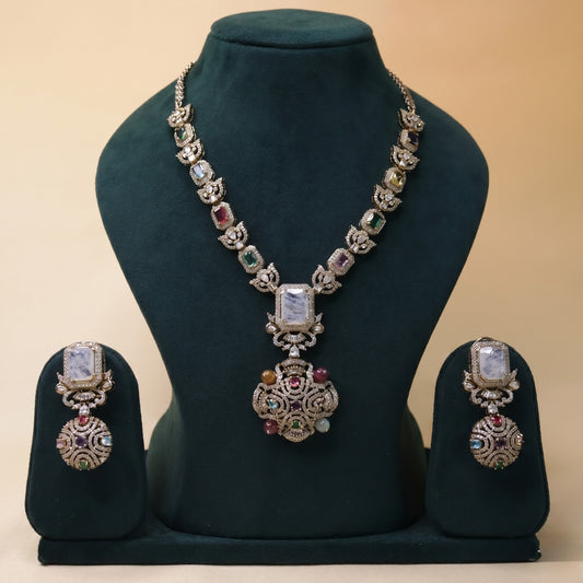 Regal Statement Set