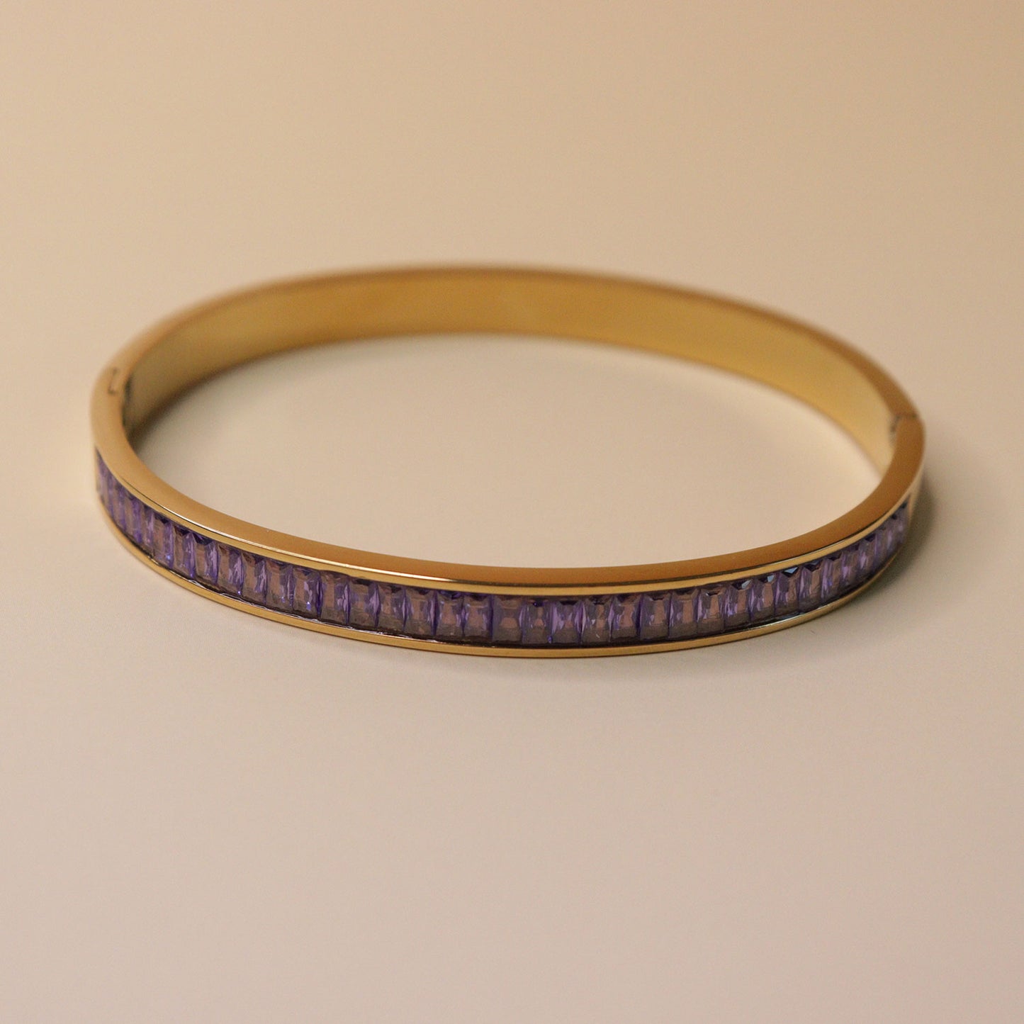 Elegant Gold Crystal Bracelet