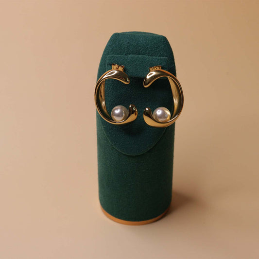 Pearl Touch Earrings