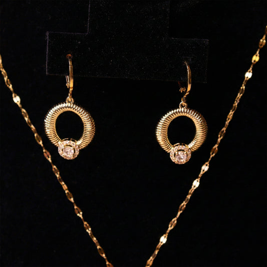 Golden Halo Elegance Set
