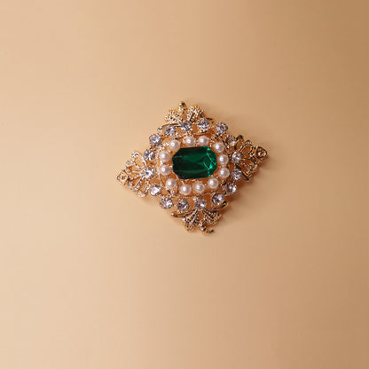 Pearlescent Emerald Halo Brooch
