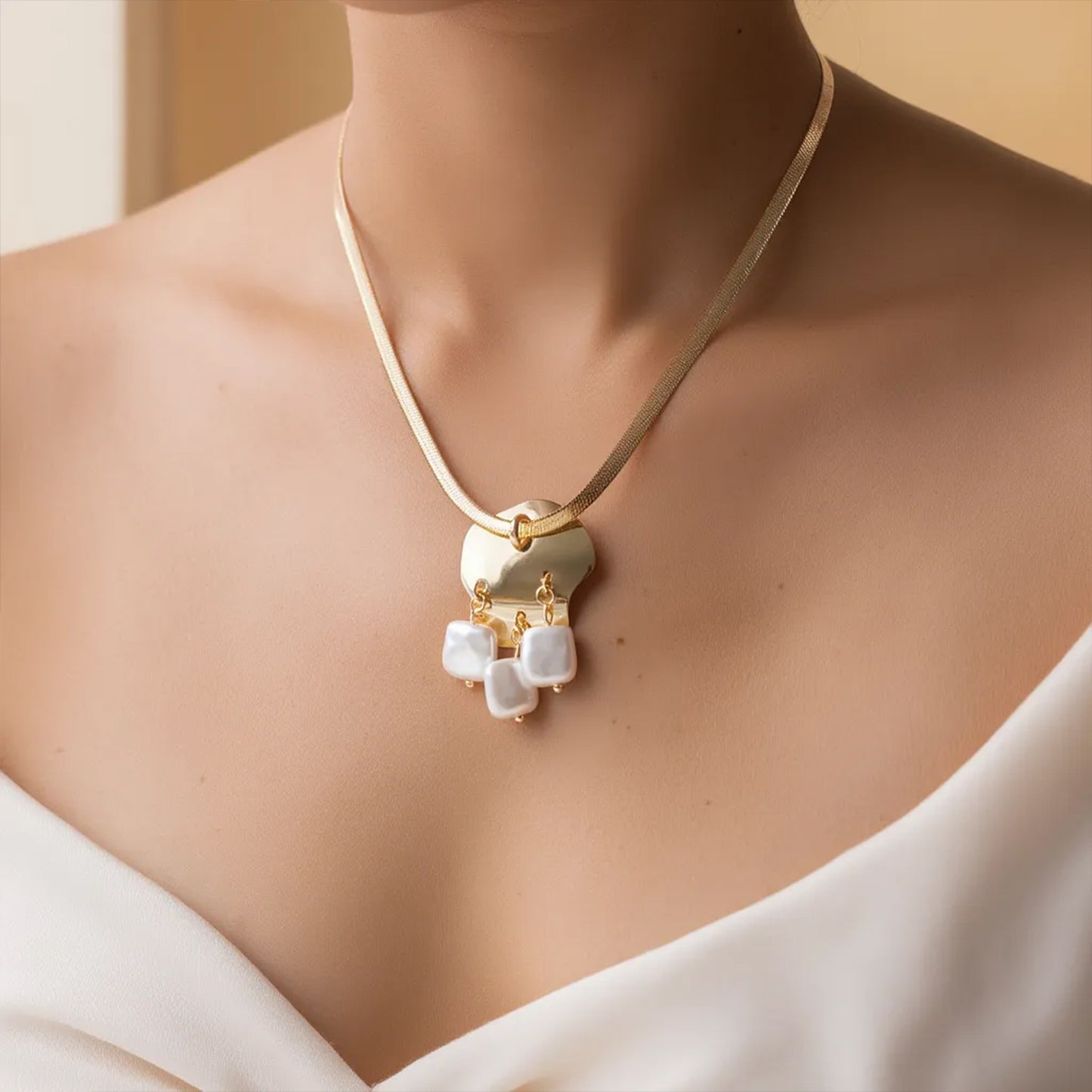 Molten Gold Pearl Neck Chain