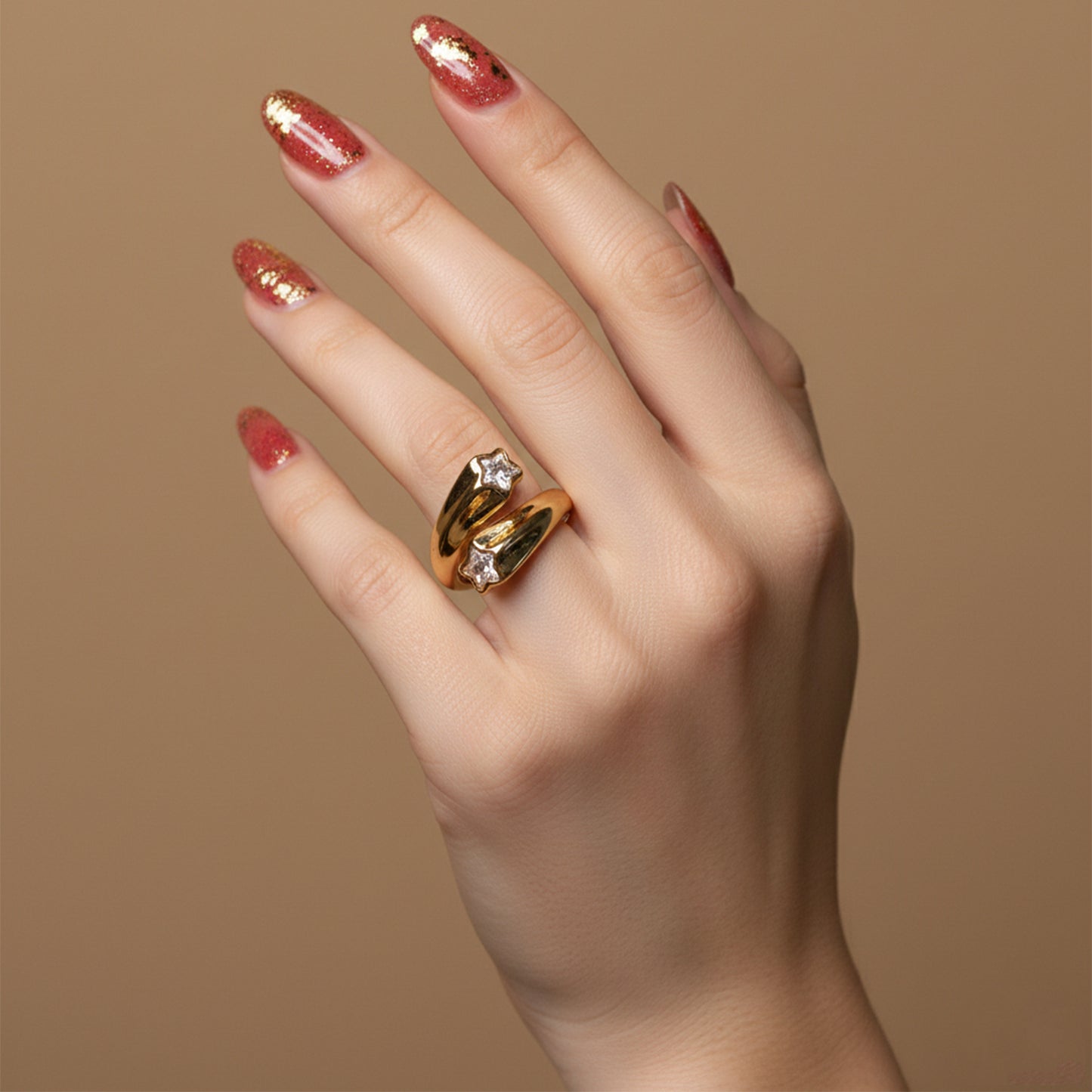 Star-Shaped Crystals Hugged-Style Ring