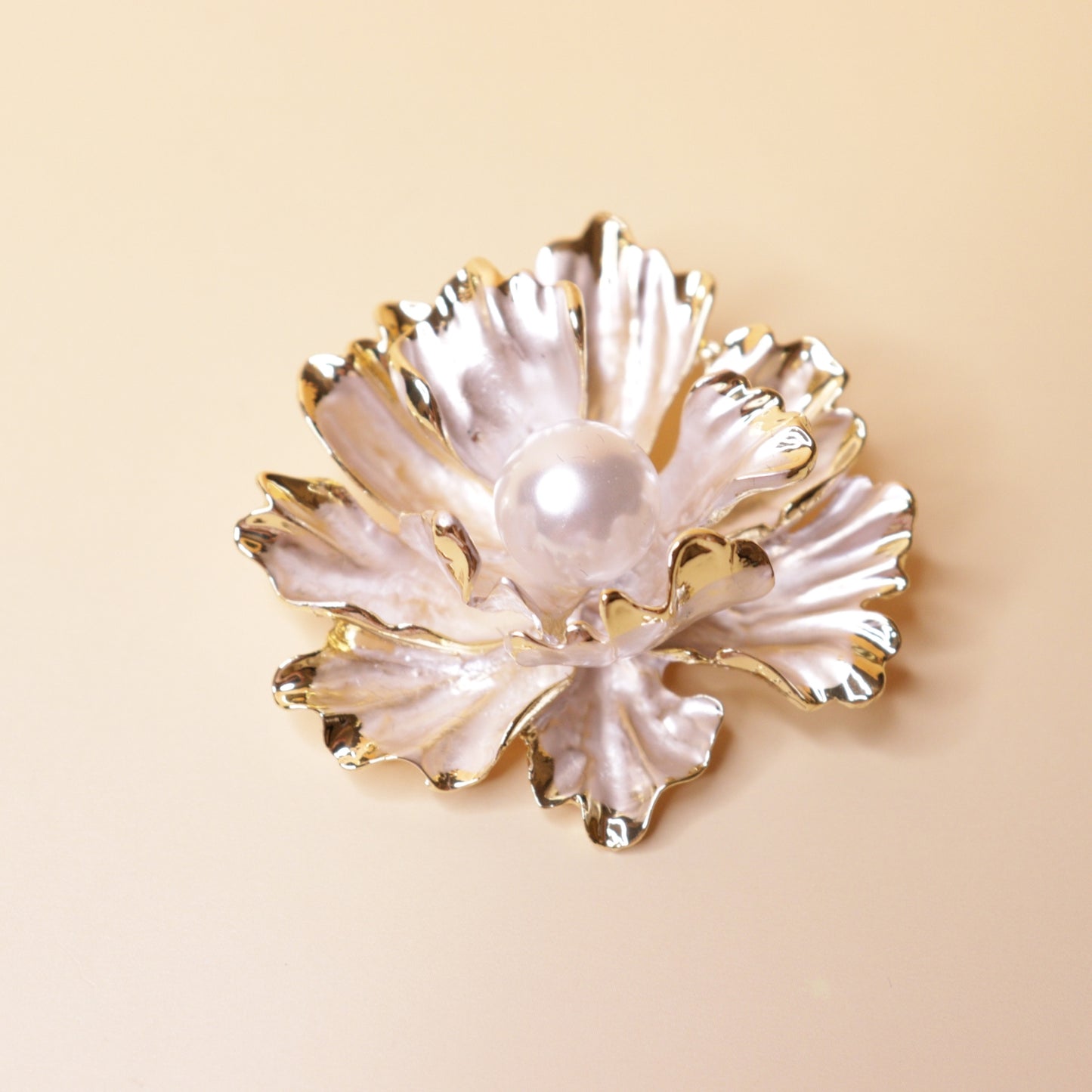 Blush Pearl Bloom Brooch