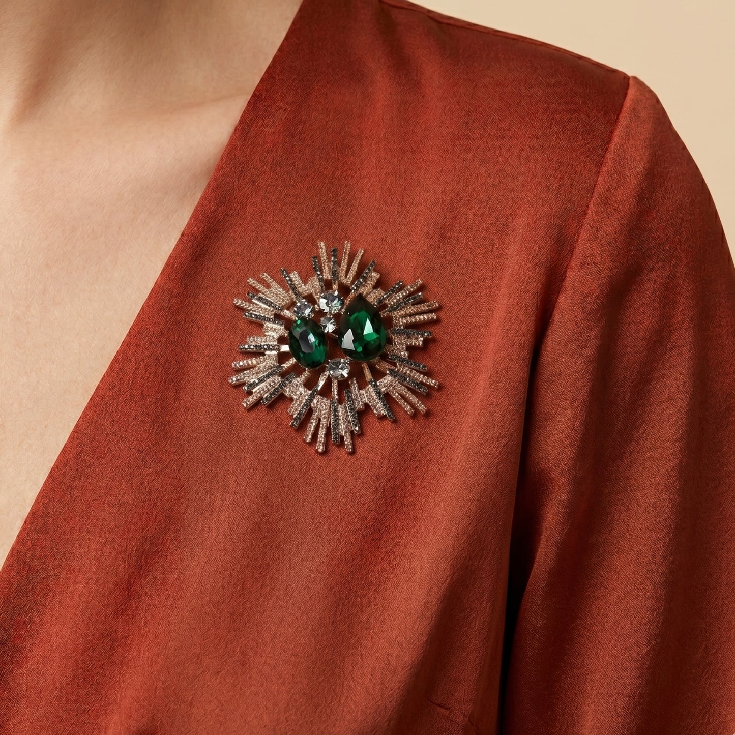 Majestic Green Starflare Brooch