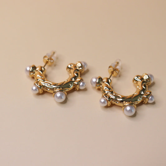 Sculpted Pearl Orbit Earrings