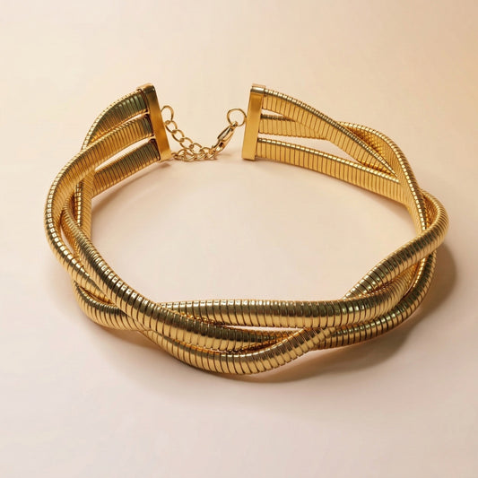 Golden Serpentine Twist Neck Chain