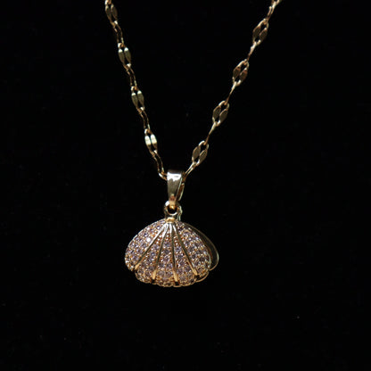 Gold Crystal Shell Neck Chain