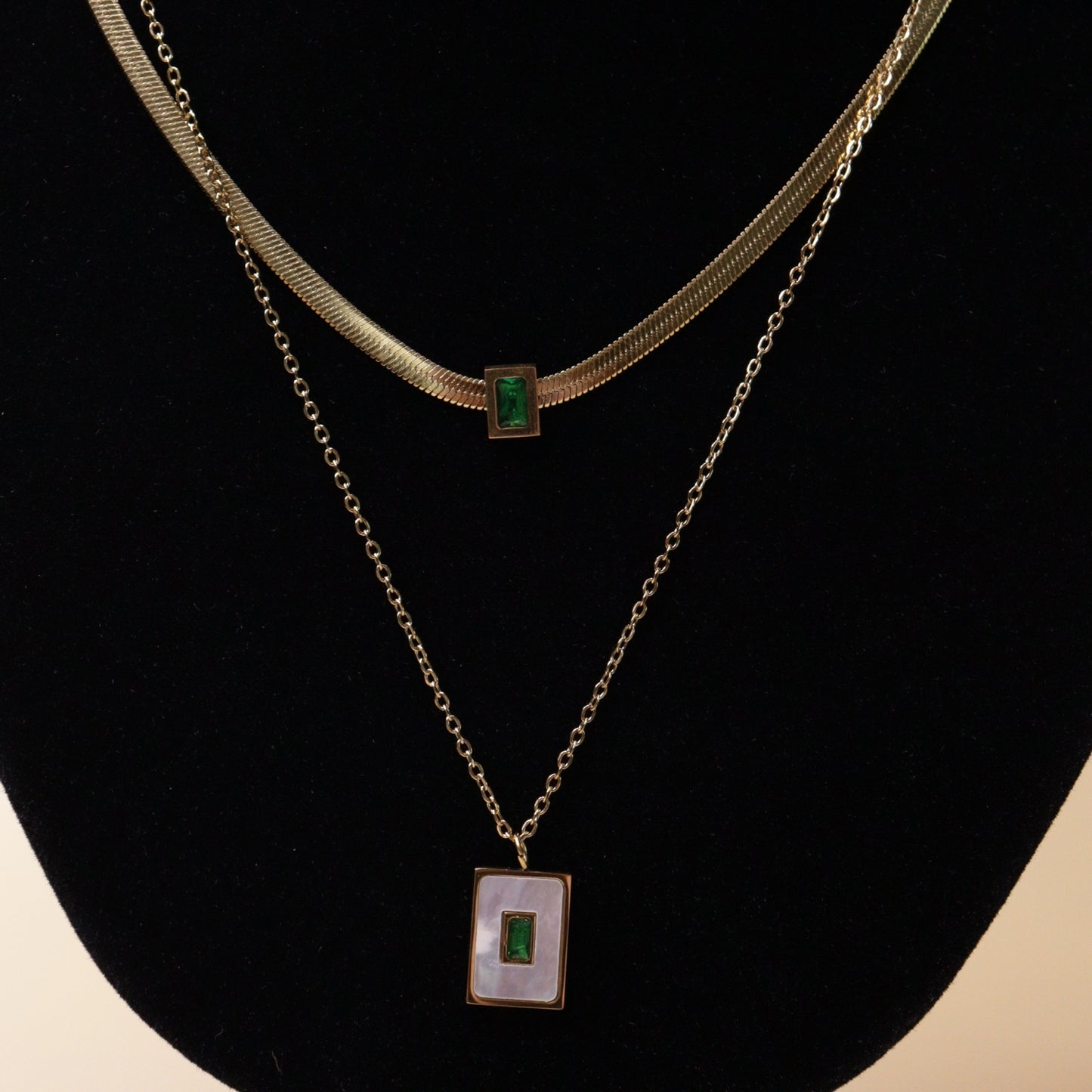 Golden Emerald Bliss Neck Chain