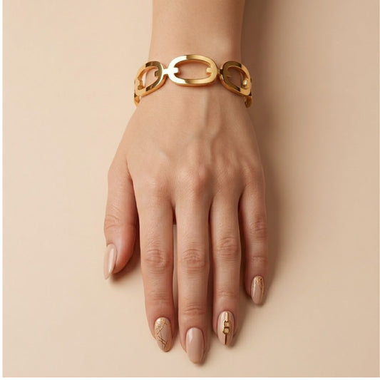 Opulent Twist Bracelet
