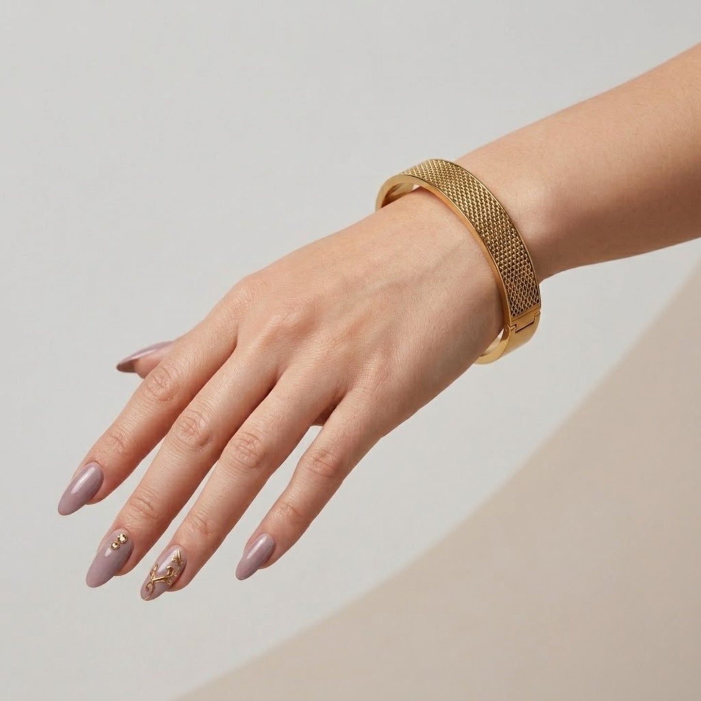 Royal Mesh Bracelet