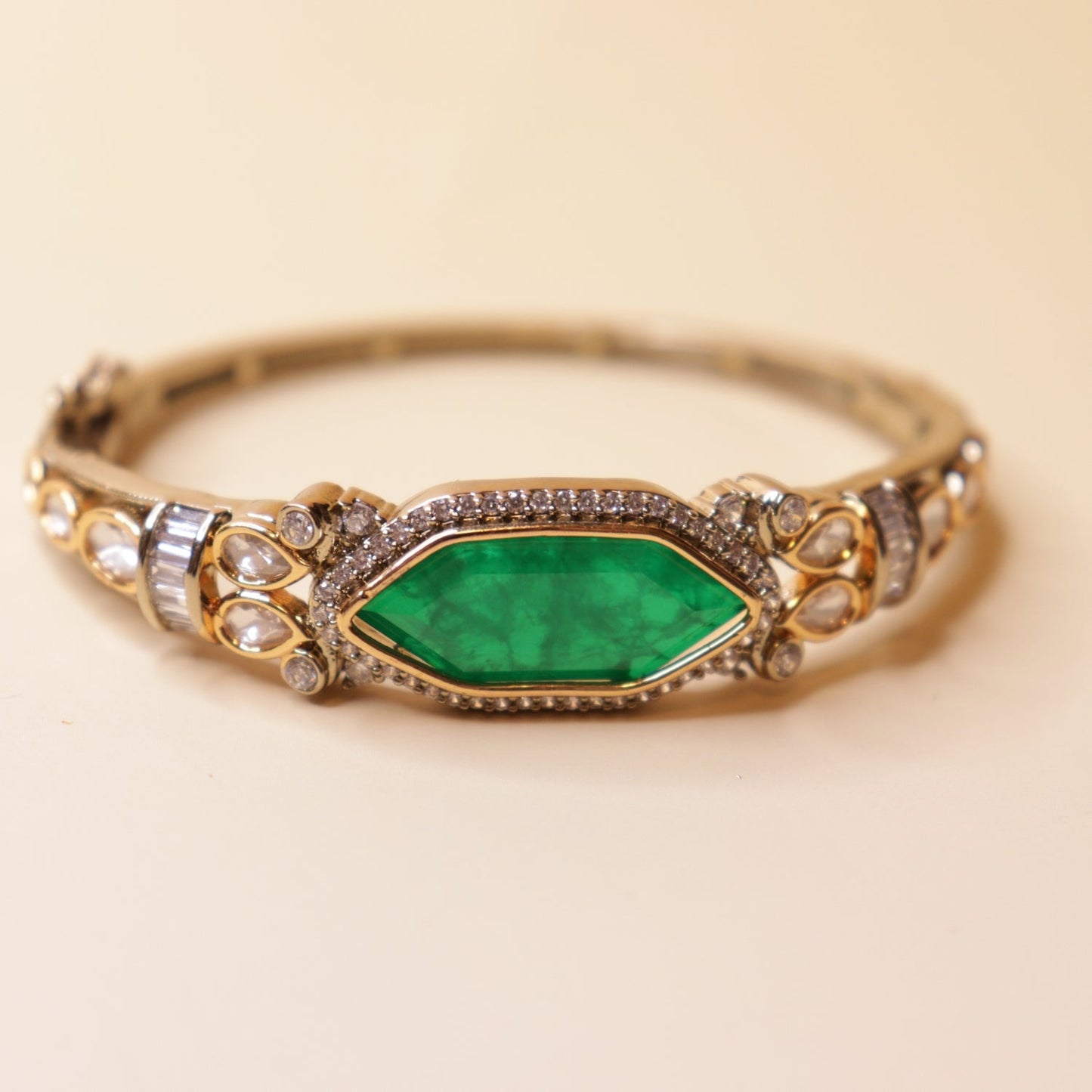 Noor Royale Gemstone Bracelet - 22K gold plated bracelet close-up view - Mehraya
