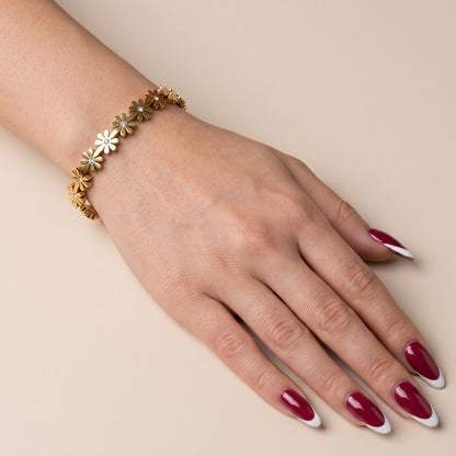 Daisy Radiance Bracelet