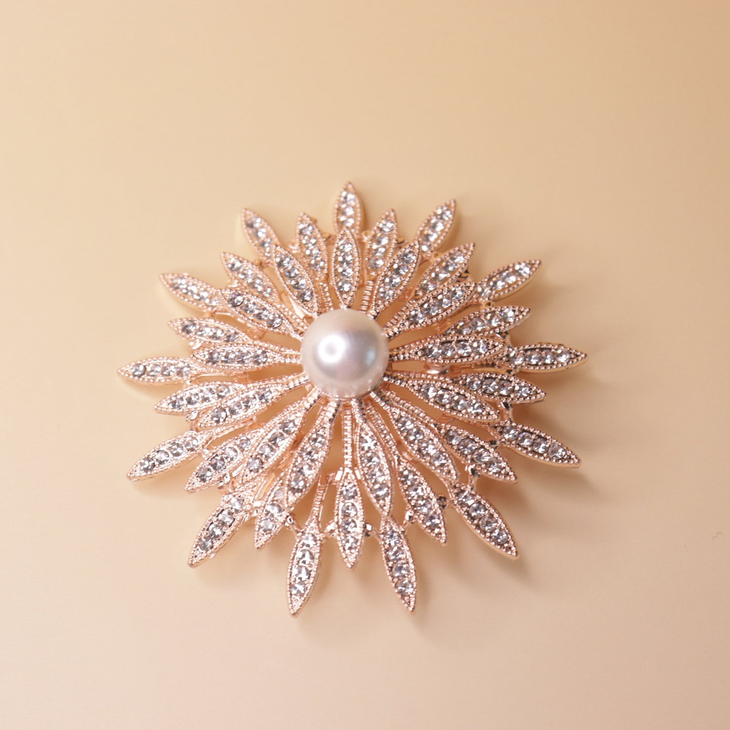 Starlet Pearl Brooch