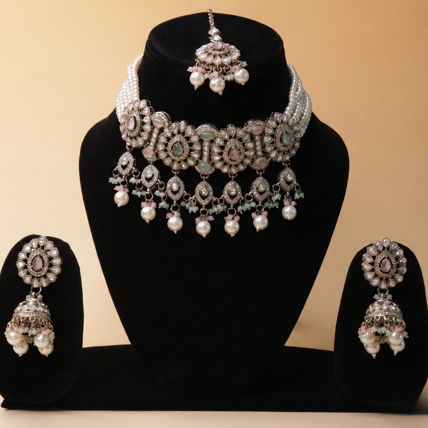 Noorani Choker Set