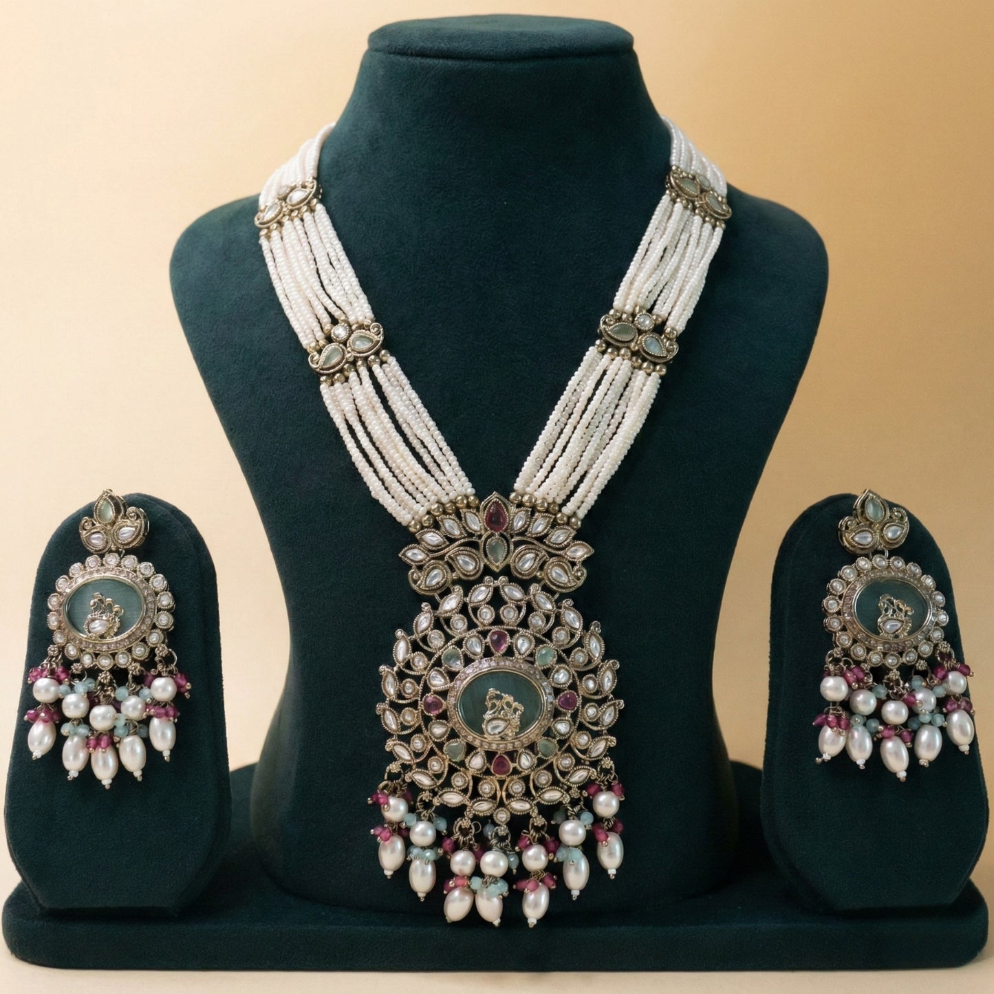 Nazakat Pearl Touch Set