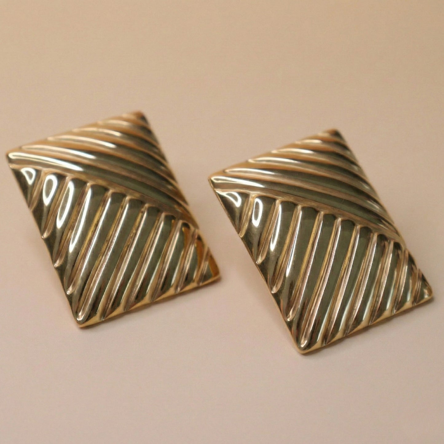 Aurelia Pleats Earrings