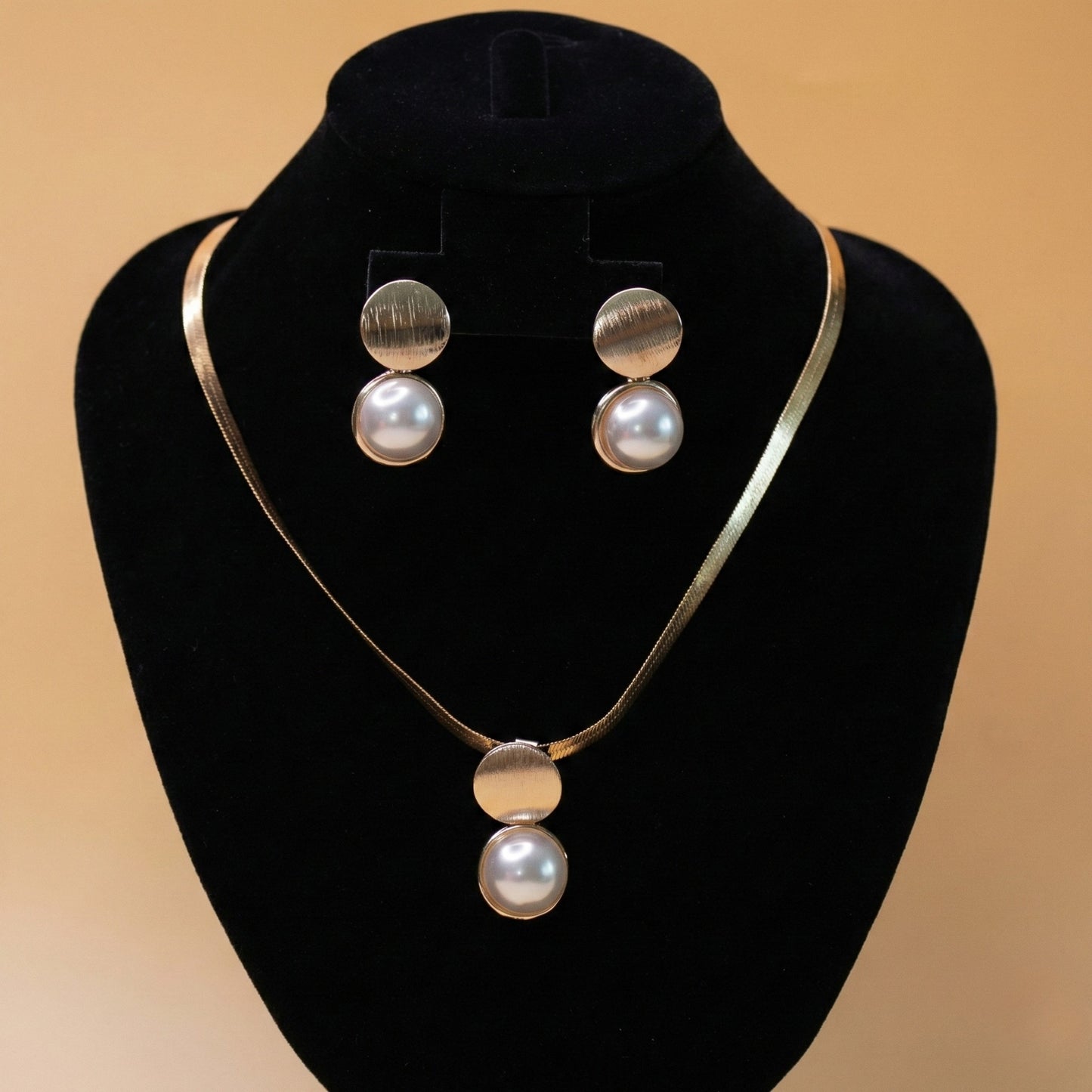 Satin Pearl Drop Set