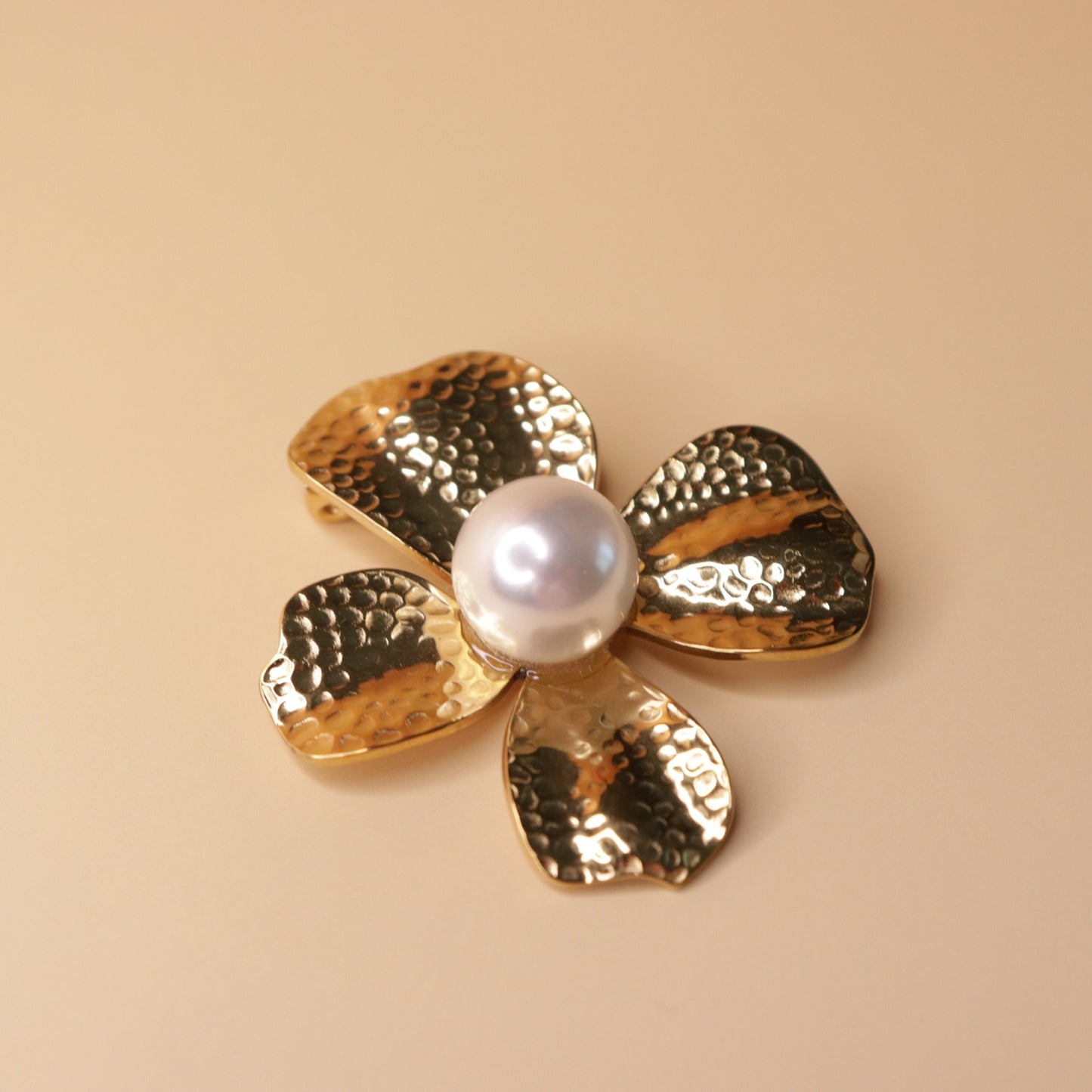 Lustre & Gold Floret Brooch